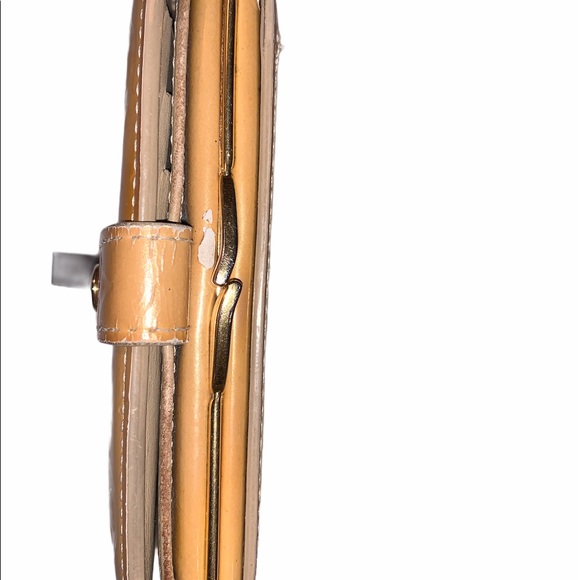 AUTHENTICATED Louis Vuitton vernis wallet - Picture 5 of 16